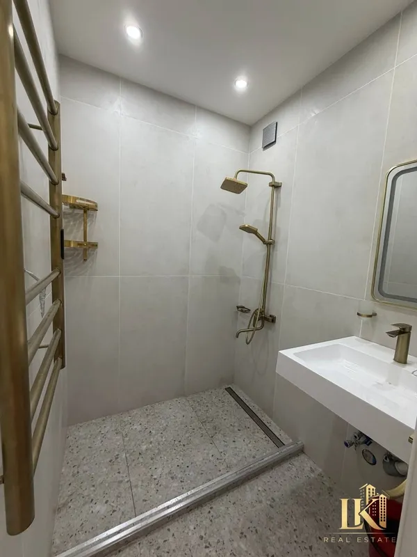 Продаётся 2-комнатная квартира 45 м² в районе Ялангач 5