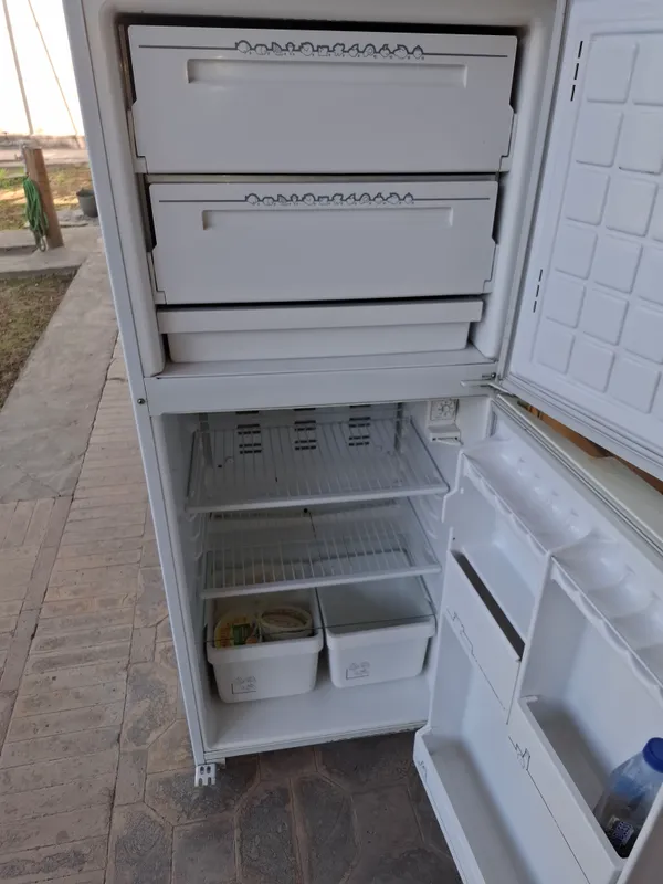 продаю холодильник Бирюса бу — фото 1