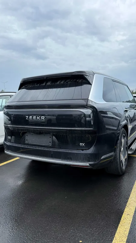 ZEEKR 9X 2025 ULTRA 6 местный ВНЕДОРОЖНИК 2.0Т самый фулл 70кВтч. — фото 6