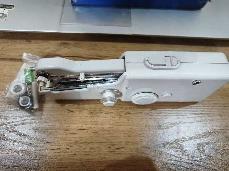 Портативная ручная швейная машинка Handy Stitch — фото 3