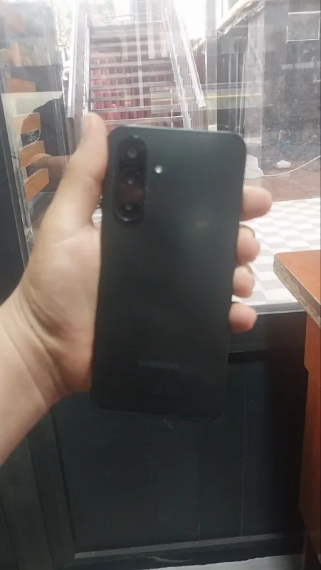 Samsung A17 8/256 5 Samsung A17 8/256 5