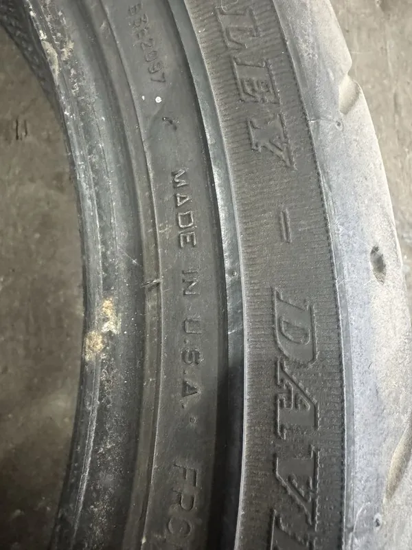 Dunlop harley devidson 16+ 17 5