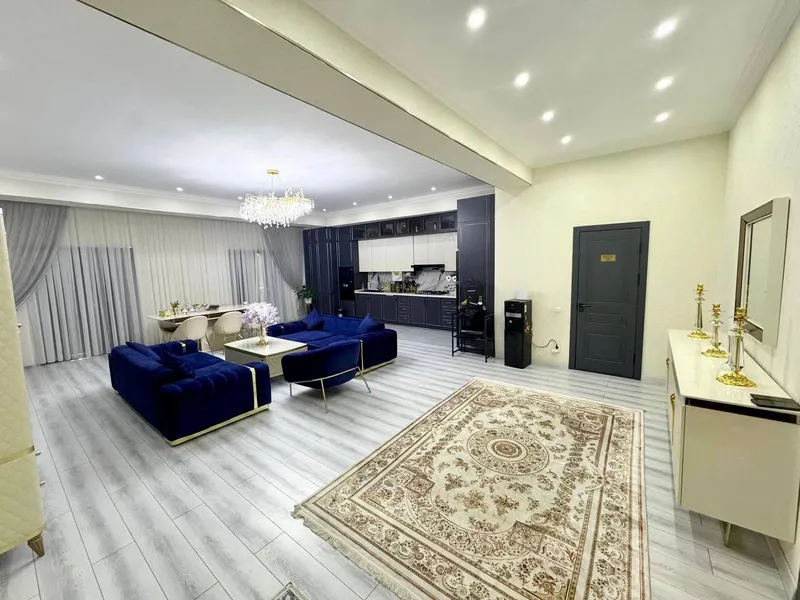 Продаётся 5-комнатная квартира, 163 м², 2/5, евроремонт — фото 2 Продаётся 5-комнатная квартира, 163 м², 2/5, евроремонт — фото 2