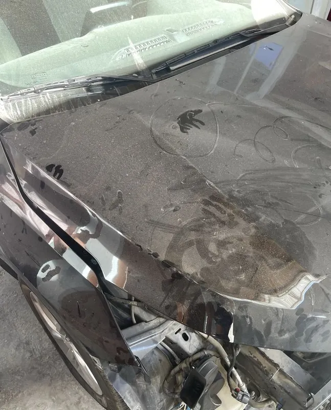 Onix kapot bagaj Sotiladi urilgan vakumga chiqadi 4 Onix kapot bagaj Sotiladi urilgan vakumga chiqadi 4