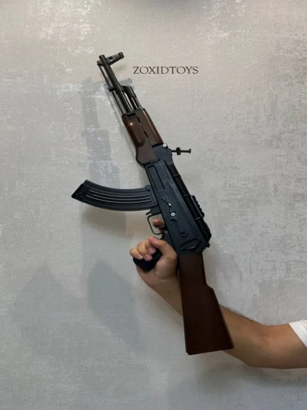 Автомат Ak-47 стреляющий орбизами 2