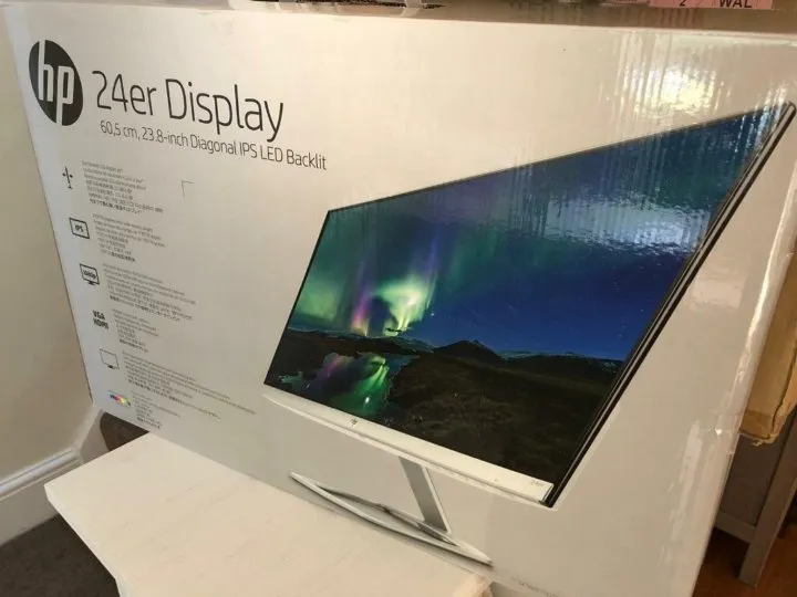 HP 24er model monitor 2