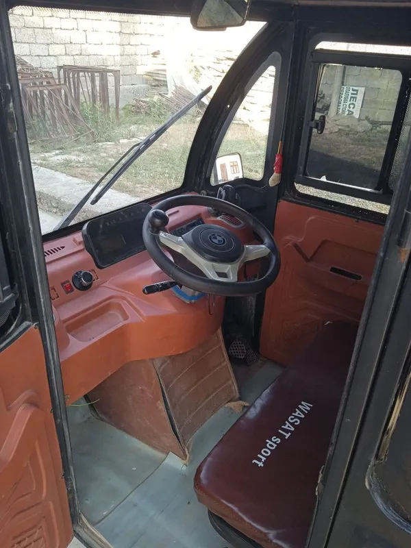 Skuter sotiladi narxini kelishamiz 3 Skuter sotiladi narxini kelishamiz 3