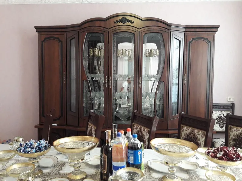 ПРОДАЮ СТЕНКУ