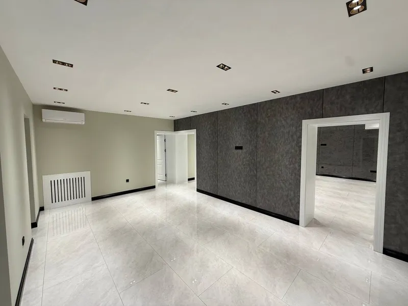 Продажа 150кв помещения в Дархан Ор Акай Сити, метро Хамид Олимжон 6 Продажа 150кв помещения в Дархан Ор Акай Сити, метро Хамид Олимжон 6