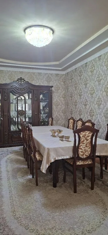 Muhtor Ahrafiy ko'chasida Uy sotiladi — фото 2
