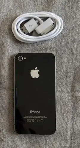 Iphone 4s айфон 4с полностью рабочий imei bor 4 Iphone 4s айфон 4с полностью рабочий imei bor 4