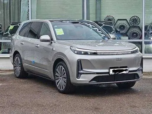 Geely Galaxy M9 naxt va xalol nasiyaga 1 Geely Galaxy M9 naxt va xalol nasiyaga 1