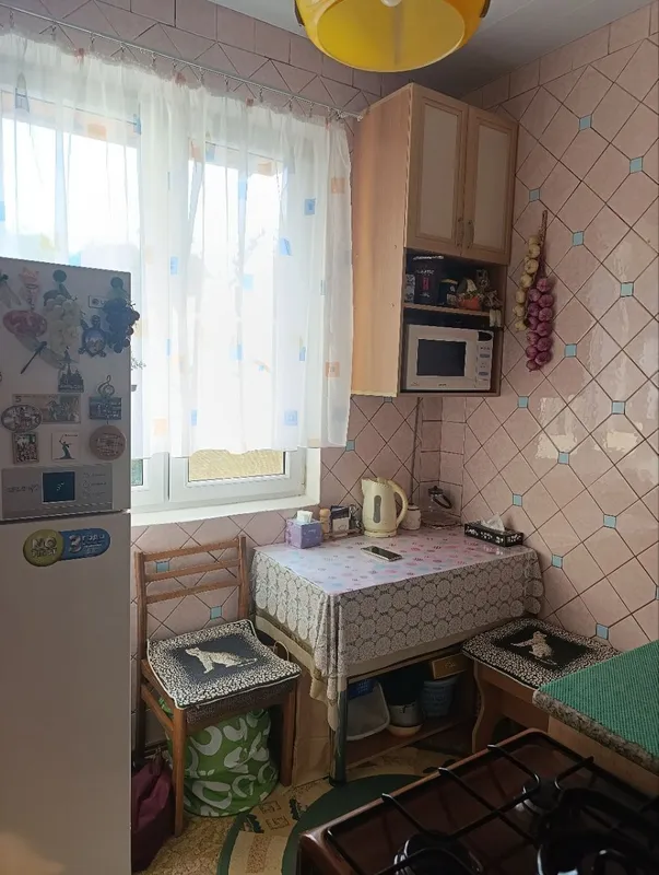 2/3/4 sotiladi, Yalangach massivi, mo‘ljal — tennis kortlari! 6