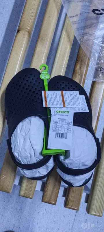 Продается Crocs sotiladi 5 Продается Crocs sotiladi 5