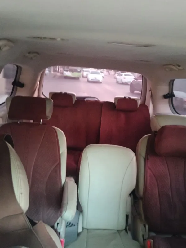 Kia Karnival Rent Car 8 Kia Karnival Rent Car 8