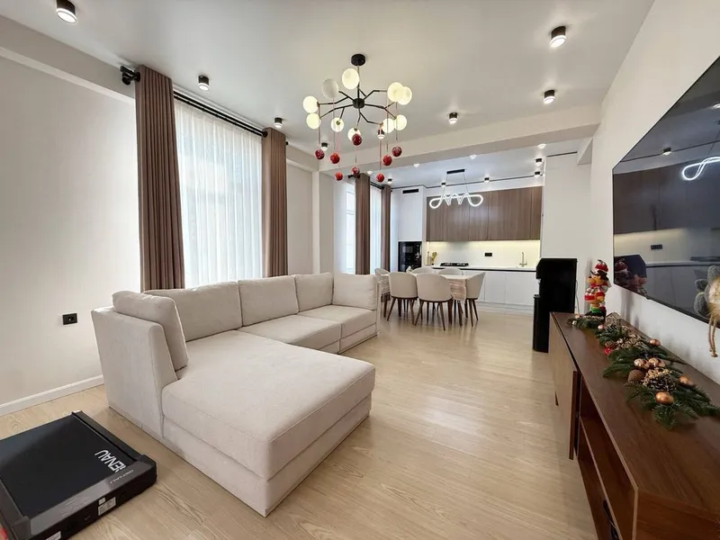 Паркент Плаза! Сдается новая 3х ком квартира в прекрасном Жк! 2