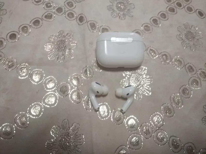 AirPods Pro 100 %Orginal — фото 1