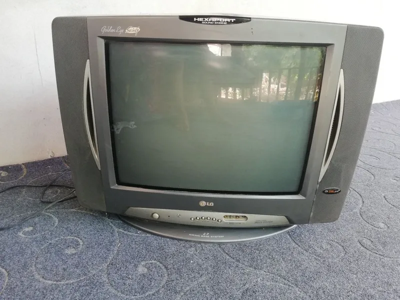 Televizor Elji xamma narsani ishilaydi 2