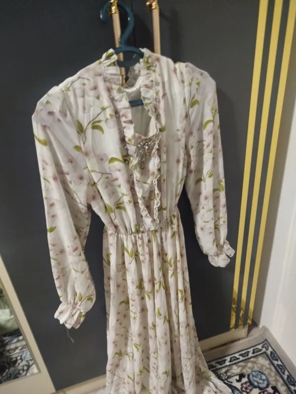 Продаётся платье 52 2