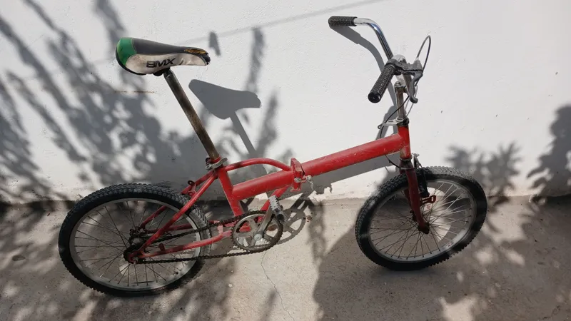 Продаётся велосипед, состояние хорошее, размер 20 1 Продаётся велосипед, состояние хорошее, размер 20 1
