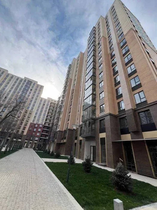 Продаётся 2-комнатная квартира в ЖК Assalom Boglar (новостройка) — фото 1