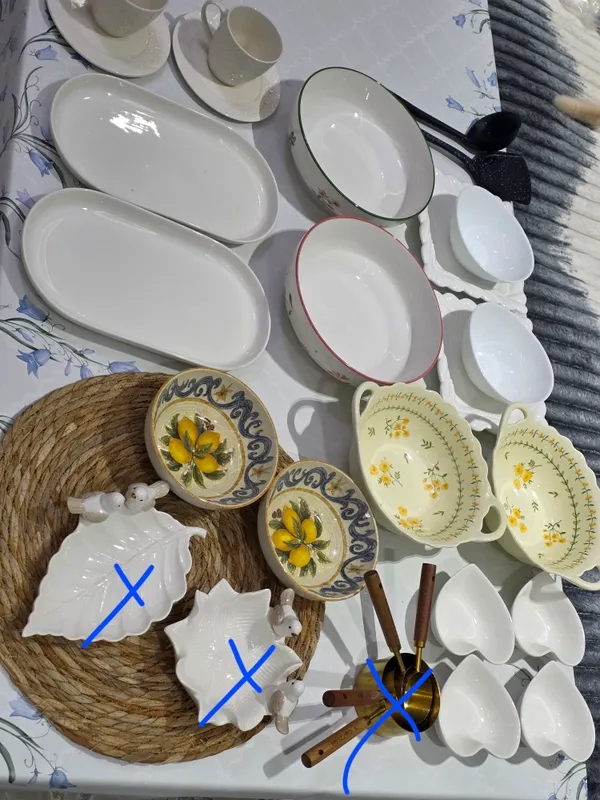 Продаются фарфоровые тарелки по дешёвым ценам