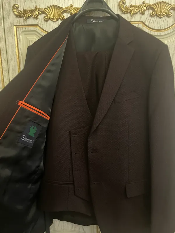 troyka kastum bruyuk 54-razmer bir martta kiyilgan — фото 1