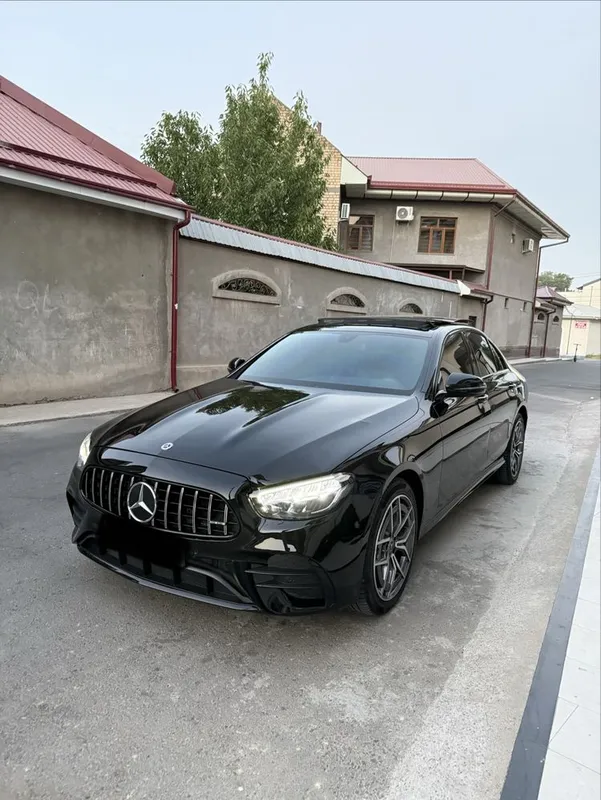Mercedes-benz W213 E200 3 Mercedes-benz W213 E200 3