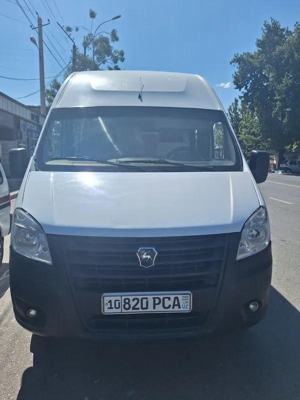Mikroavtobus xolati zor 1 Mikroavtobus xolati zor 1