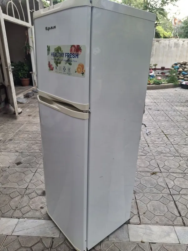 Продаётся двухкамерный холодильник