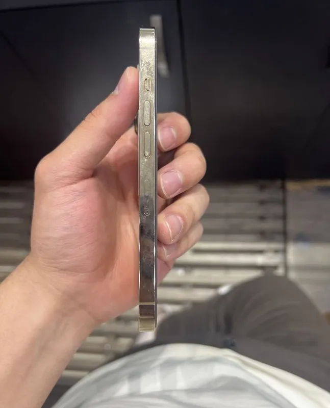 iPhone 13 Pro Gold 256 ГБ, ёмкость аккумулятора 82%, город Ташкент, Ташкентская область 3 iPhone 13 Pro Gold 256 ГБ, ёмкость аккумулятора 82%, город Ташкент, Ташкентская область 3