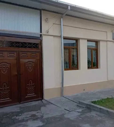 Продается дом 4 комн 3 сотки ул Фаргона йули 1 линия фасад 30м