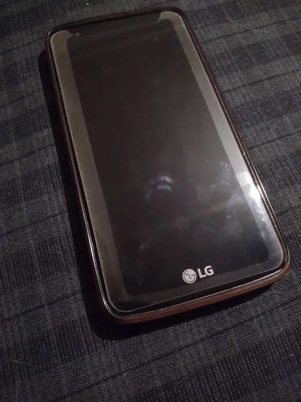 LG K8 telefonini sotaman 1
