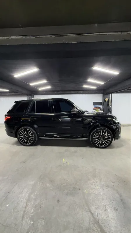 Renjrover sport 4,4 tinu moshina 2 Renjrover sport 4,4 tinu moshina 2