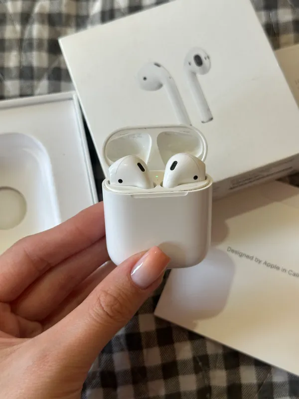 Наушники AirPods 2.1 оригинал 6 Наушники AirPods 2.1 оригинал 6