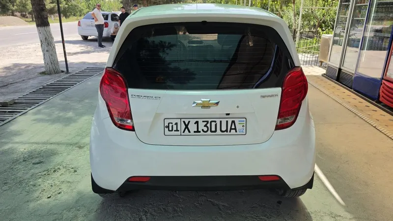 Spark sotiladi, holati yaxshi urilmagan 2