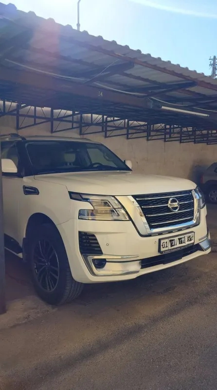 Nissan Patrol 2019 — фото 1