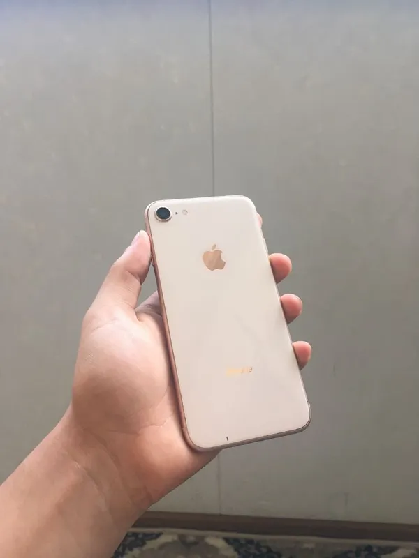 iPhone 8 Gold ideal [256] gb — фото 1