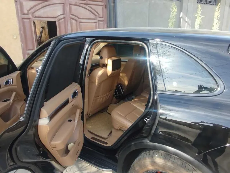 ПРОДАЁТСЯ: Porsche Cayenne S 2012 4.8L Бензин. — фото 4
