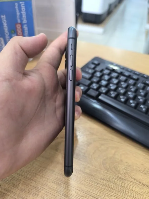 Iphone 11 smartfon 3 Iphone 11 smartfon 3