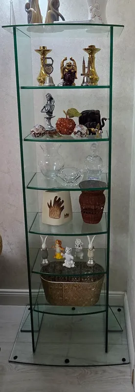 Стеклянная полка стеллаж
