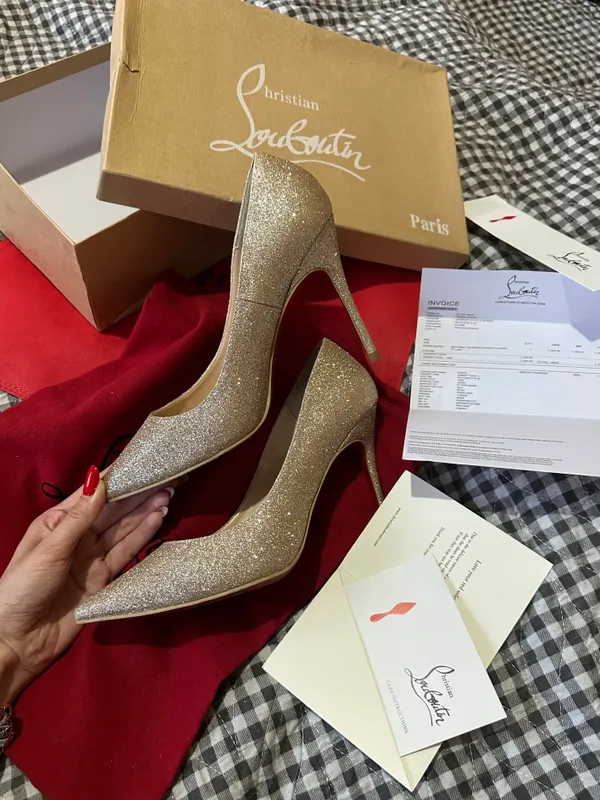 Женские туфли- Лабутены,бренда Christian Louboutin