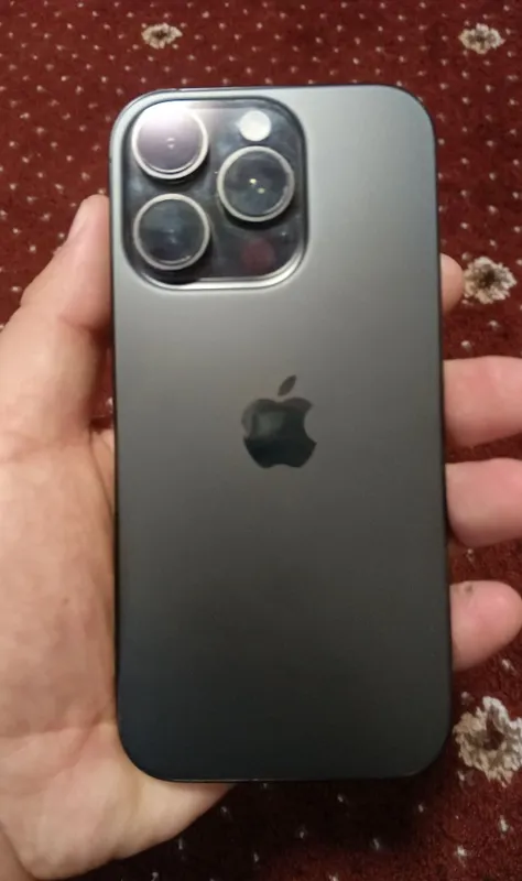 iPhone 16 Pro ... 4 iPhone 16 Pro ... 4