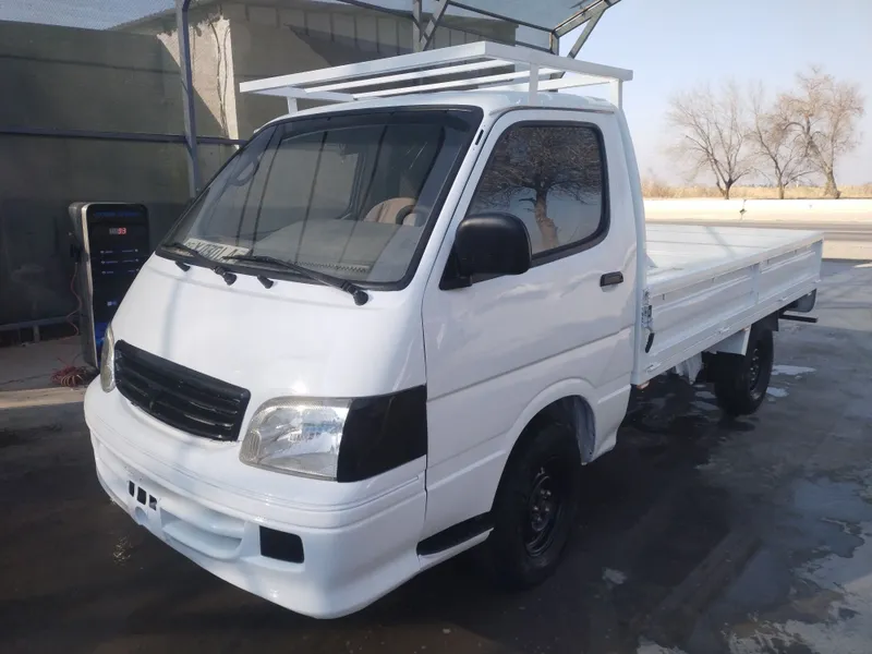 Foton yuk moshin sotiladi