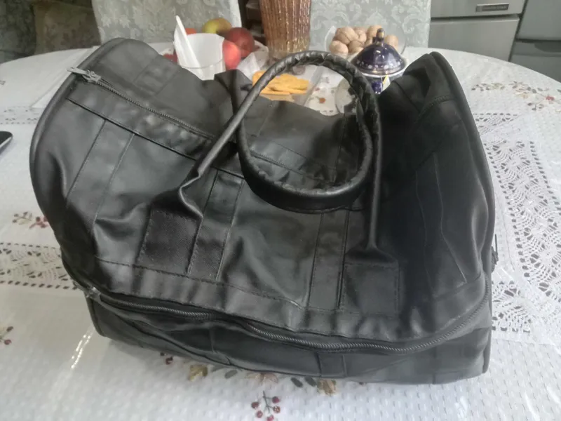 продаются клатчи продаются клатчи