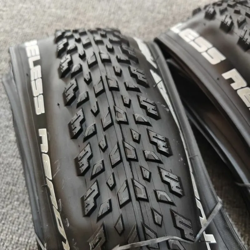 Покрышка для велосипеда CHAOYANG TUBELESS READY 29x2.10 — фото 1