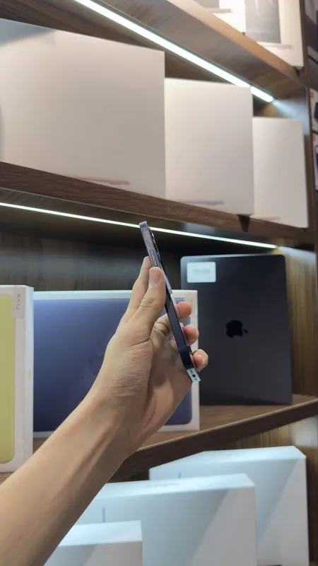 iphone 12 naxtka 3