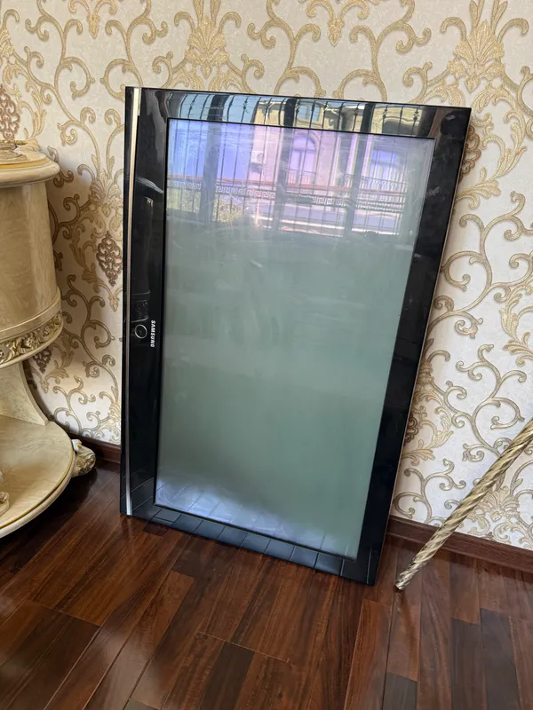 Телевизор Samsung 1