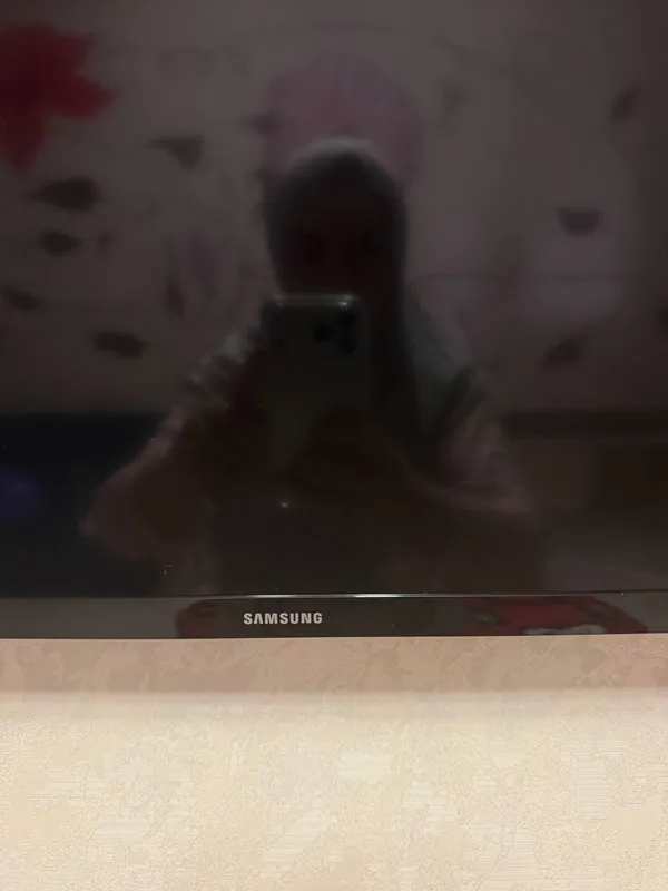 SAMSUNG TILVIZOR SROCHNA SOTILADI
