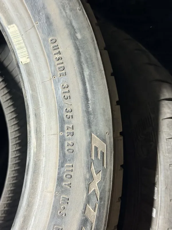 CONTININTAL 315/35/20 made in U.S.A 3